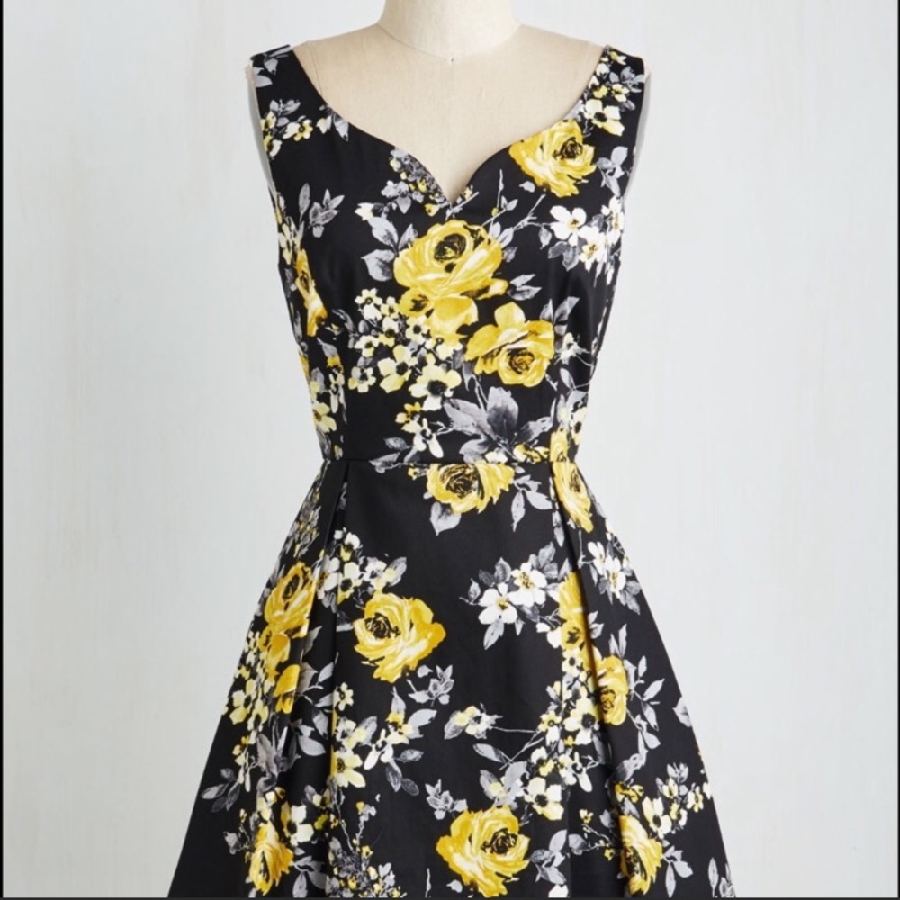 ModCloth Dashing Darling Dress